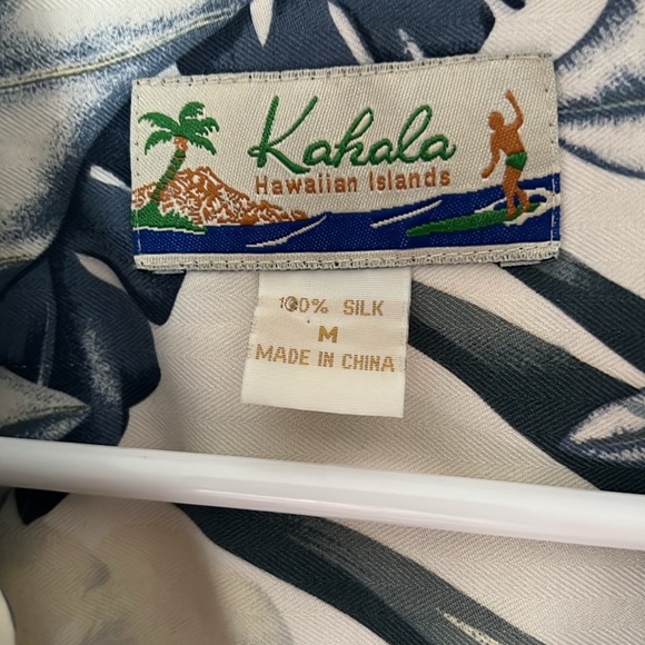 Kahala 100% Silk Hawaiian shirt with Botanical print size M - Picture 2 of 3